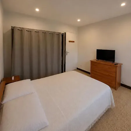 Grand T3 Calme Chaleureux Proche Centre Et Plages 아파트 *